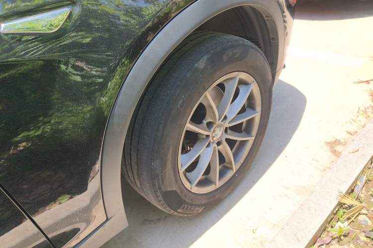 Used BMW X3 2016 sDrive20i Right Front Wheel Hub