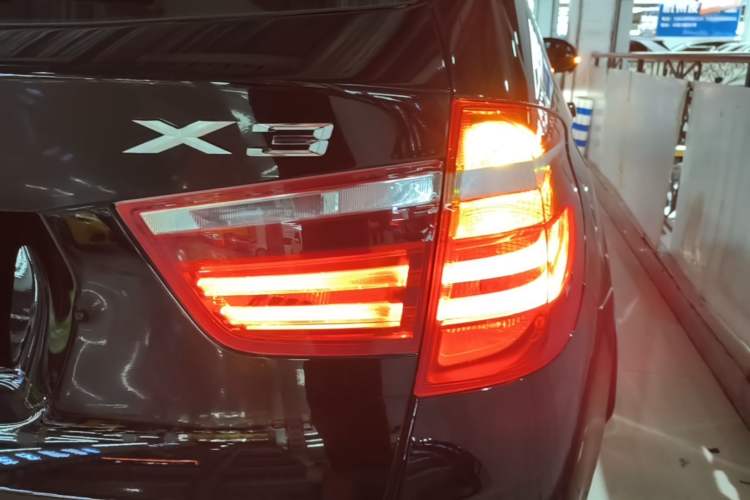 Used BMW X3 2016 sDrive20i Right Rear Taillight