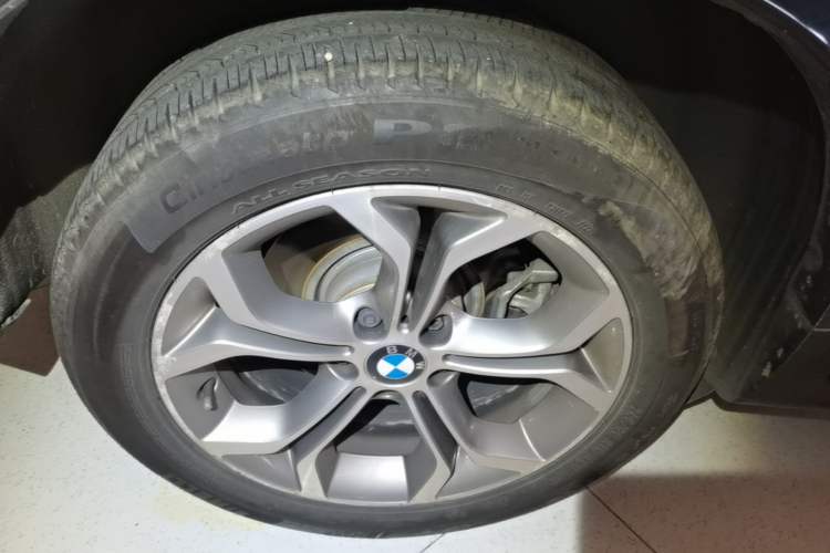 Used BMW X3 2016 xDrive20i M Sport Edition Right Rear Wheel Hub