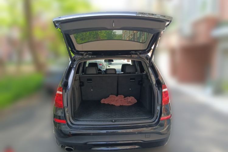 Used BMW X3 2016 sDrive20i Trunk