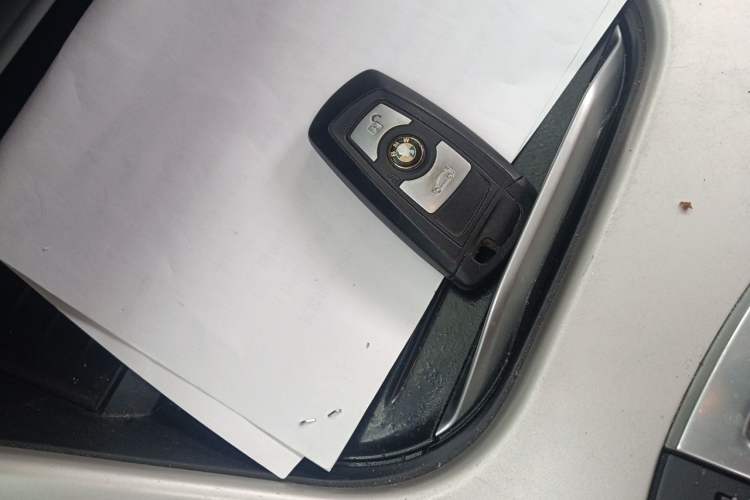 Used BMW X3 2016 sDrive20i Vehicle Key
