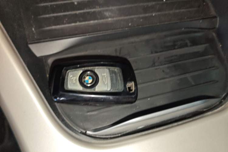 Used BMW X3 2016 sDrive20i Vehicle Key