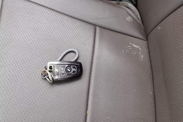 Used BMW X3 2016 sDrive20i Vehicle Key