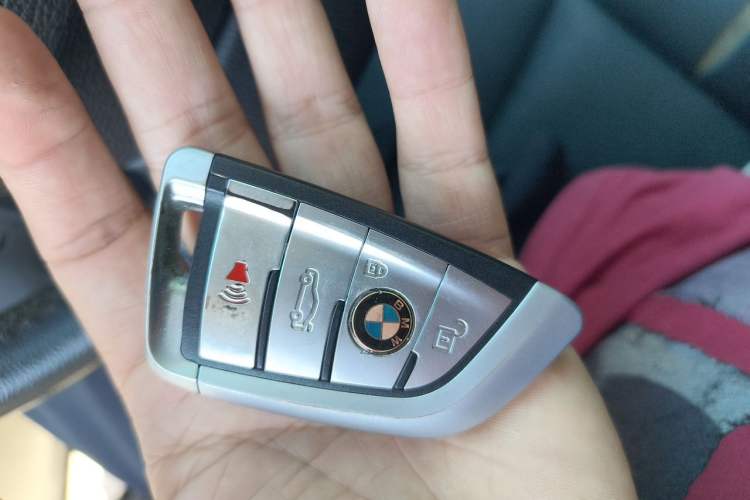 Used BMW X3 2016 sDrive20i Vehicle Key