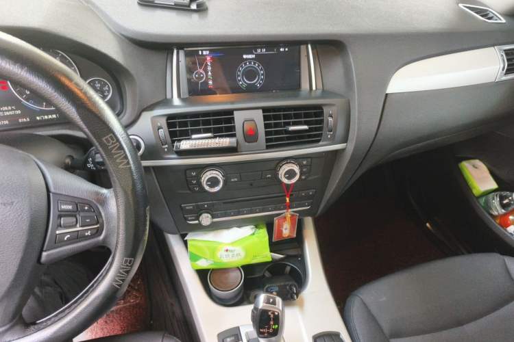 Used BMW X3 2016 sDrive20i Audio And AC Panel