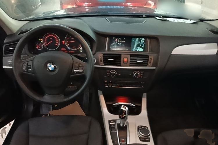 Used BMW X3 2016 sDrive20i Center Console