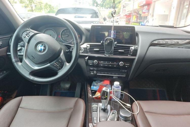 Used BMW X3 2016 sDrive20i Center Console