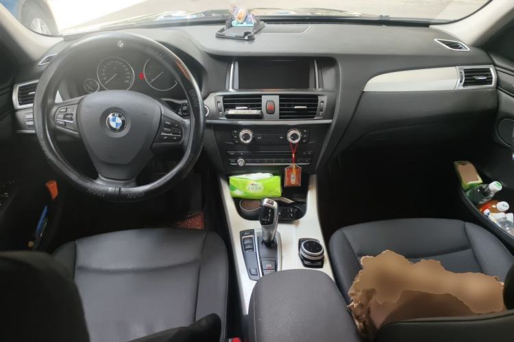 Used BMW X3 2016 sDrive20i Center Console