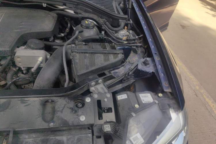 Used BMW X3 2016 sDrive20i Engine Bay Left