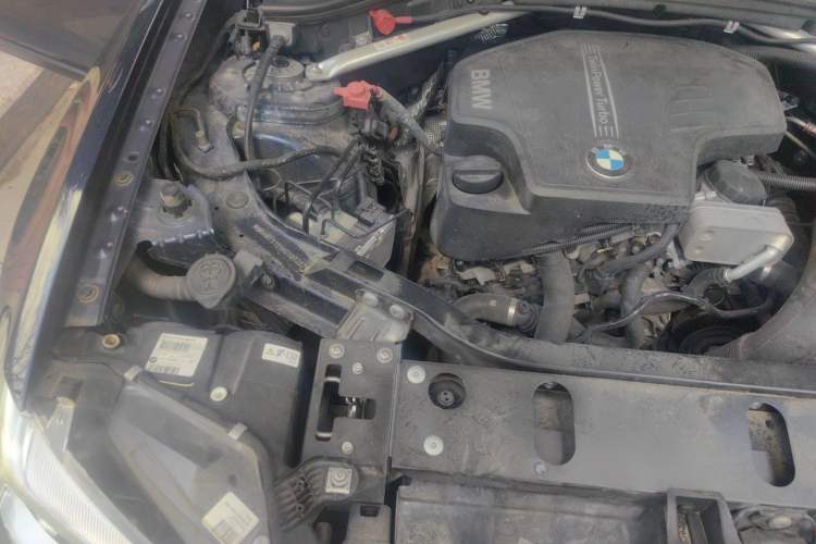 Used BMW X3 2016 sDrive20i Engine Bay Right