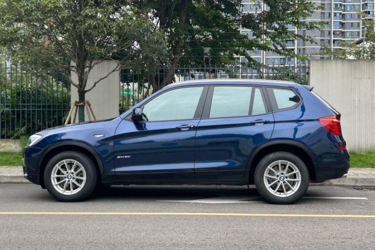 Used BMW X3 2016 sDrive20i Exterior 3