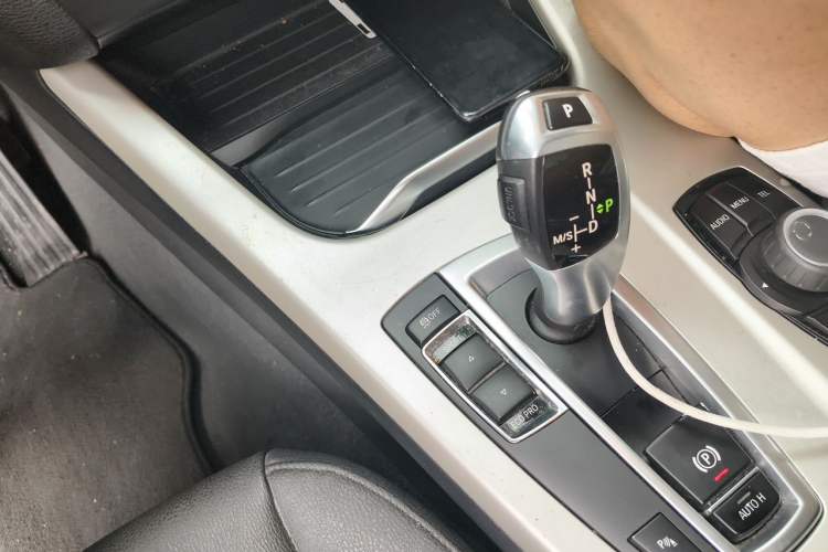 Used BMW X3 2016 sDrive20i Gear Lever