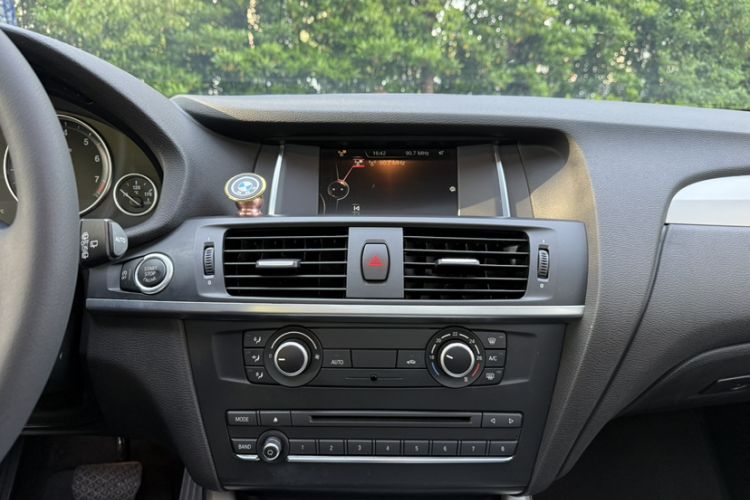Used BMW X3 2016 sDrive20i Interior 3