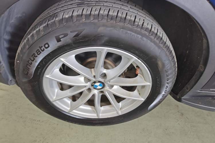 Used BMW X3 2016 sDrive20i Left Front Wheel Hub