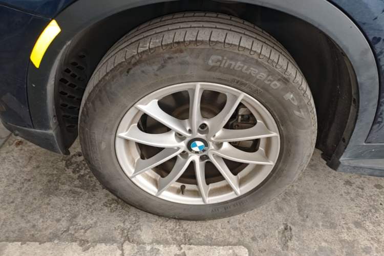 Used BMW X3 2016 sDrive20i Left Front Wheel Hub