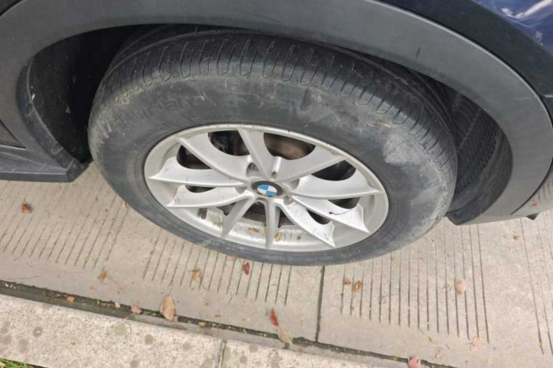 Used BMW X3 2016 sDrive20i Right Front Wheel Hub