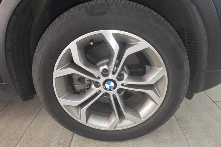 Used BMW X3 2016 xDrive28i M Sport Edition Right Front Wheel Hub
