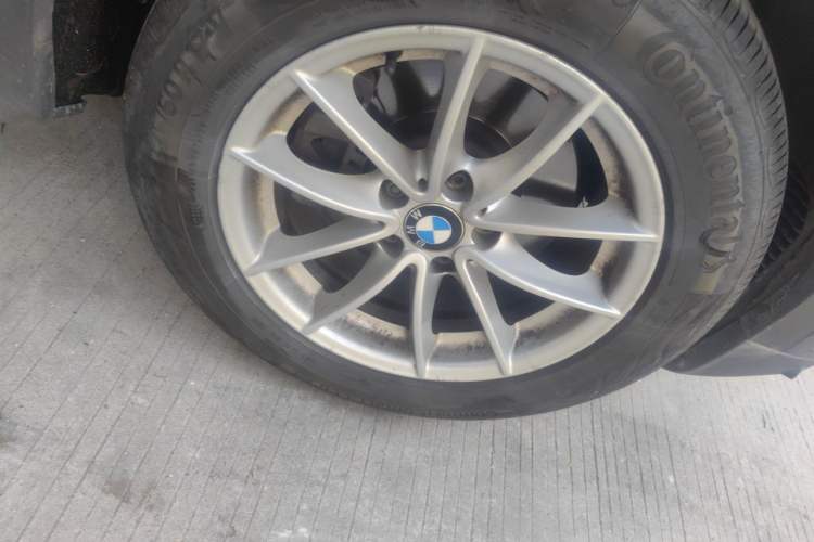 Used BMW X3 2016 sDrive20i Right Front Wheel Hub