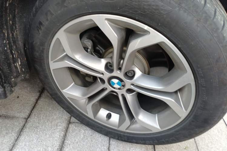 Used BMW X3 2016 xDrive20i M Sport Edition Right Front Wheel Hub