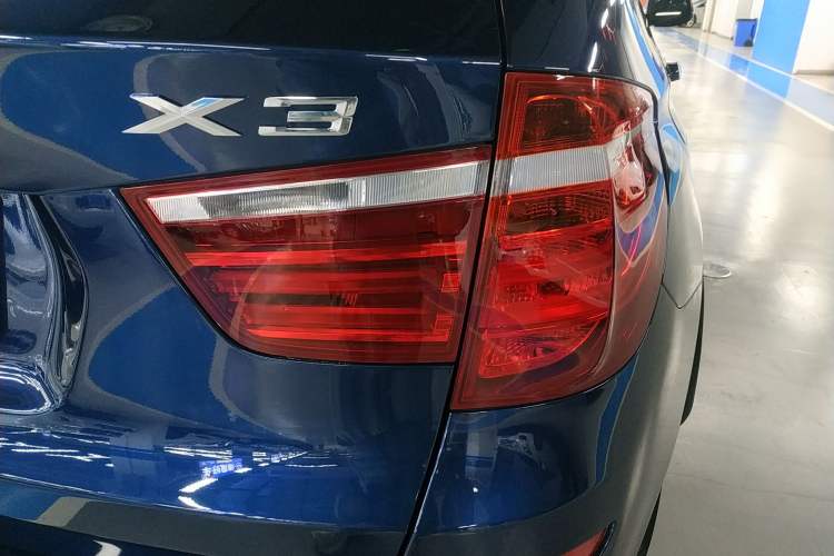 Used BMW X3 2016 sDrive20i Right Rear Taillight