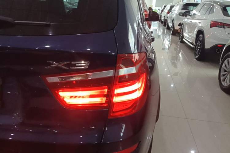 Used BMW X3 2016 sDrive20i Right Rear Taillight