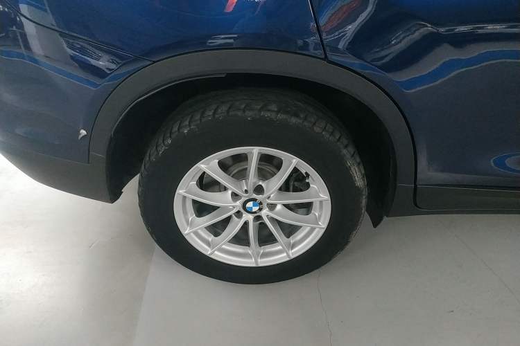 Used BMW X3 2016 sDrive20i Right Rear Wheel Hub