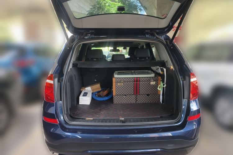 Used BMW X3 2016 sDrive20i Trunk