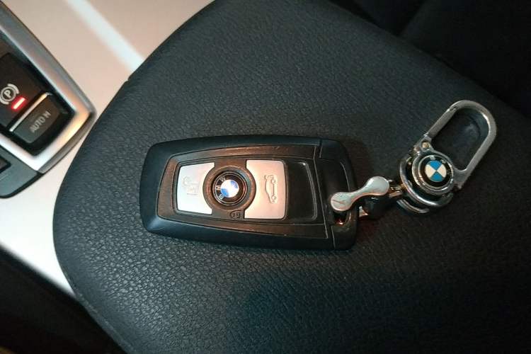 Used BMW X3 2016 sDrive20i Vehicle Key