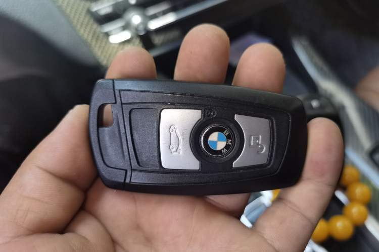 Used BMW X3 2016 sDrive20i Vehicle Key