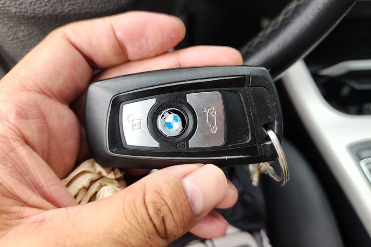 Used BMW X3 2016 sDrive20i Vehicle Key