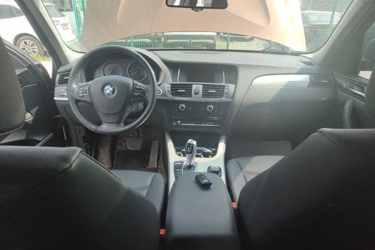 Used BMW X3 2016 sDrive20i Center Console