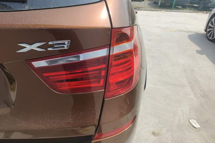 Used BMW X3 2016 sDrive20i Exterior 3