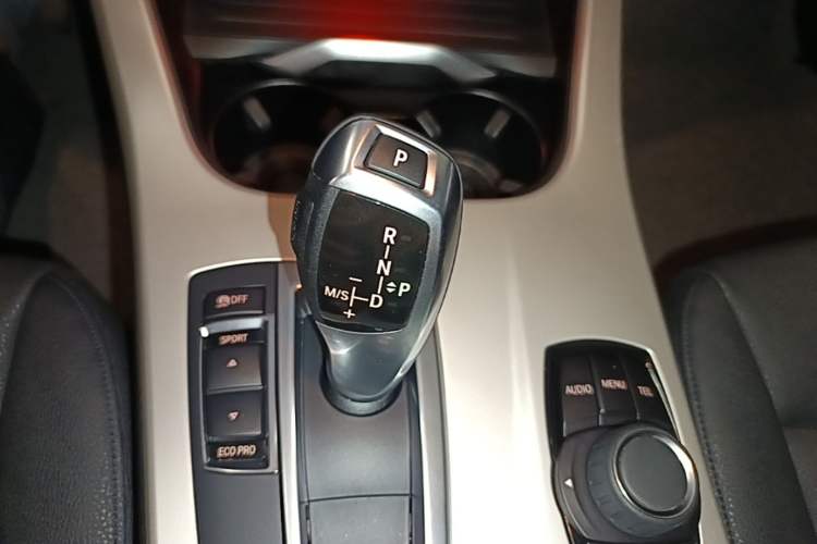 Used BMW X3 2016 sDrive20i Gear Lever