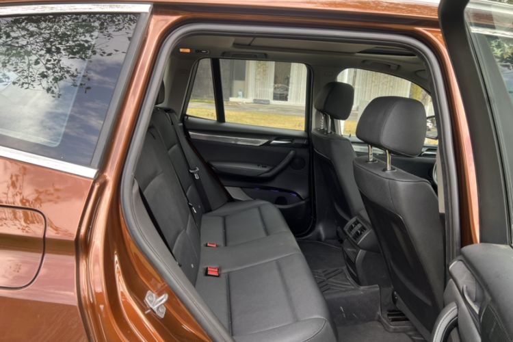 Used BMW X3 2016 sDrive20i Interior 1