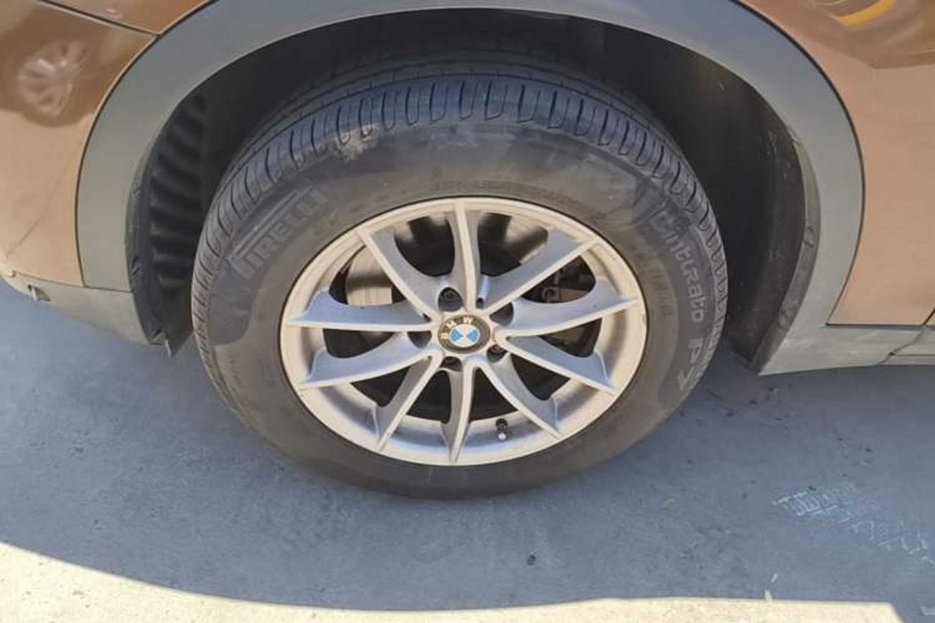 Used BMW X3 2016 sDrive20i Left Front Wheel Hub
