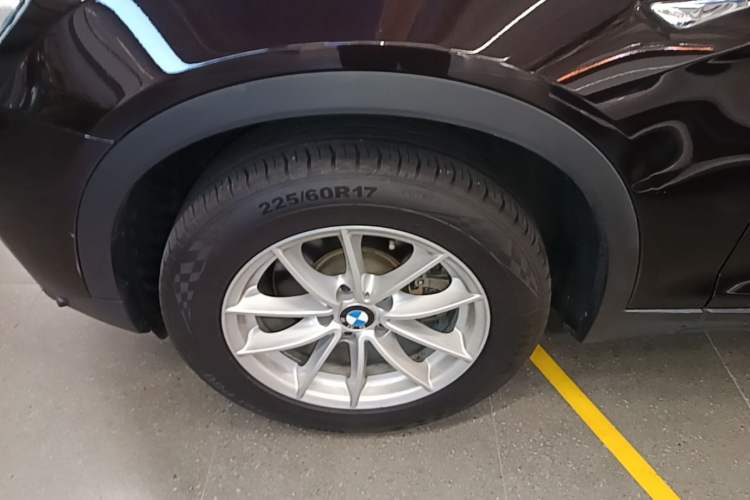 Used BMW X3 2016 sDrive20i Left Front Wheel Hub