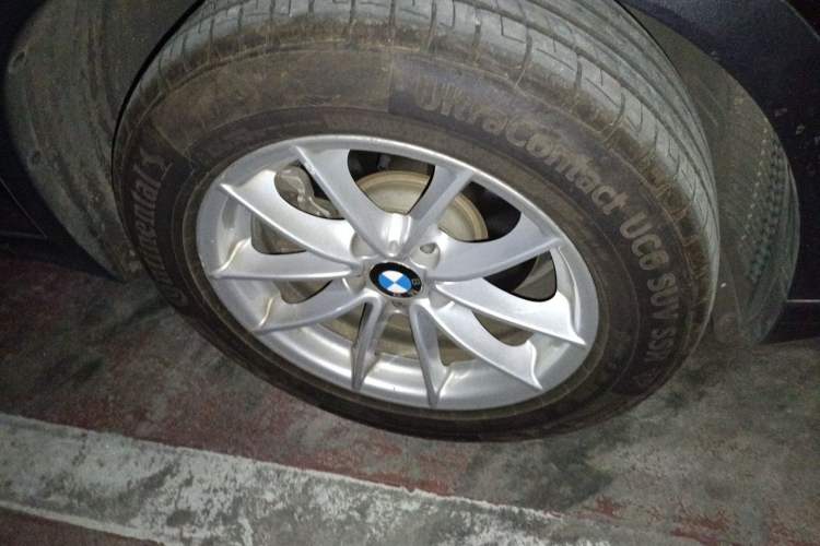 Used BMW X3 2016 sDrive20i Right Front Wheel Hub