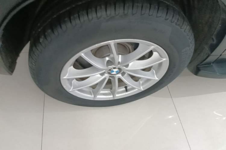 Used BMW X3 2016 sDrive20i Right Rear Wheel Hub