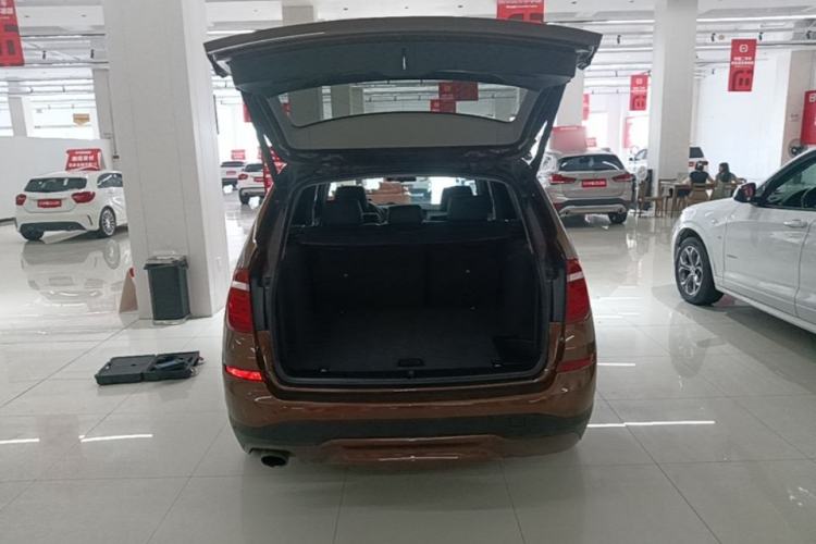 Used BMW X3 2016 sDrive20i Trunk