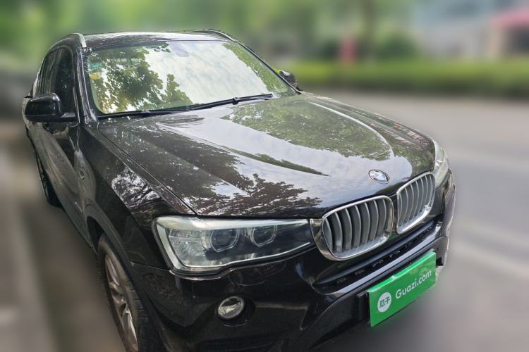 Used BMW X3  Front Right 45 Deg