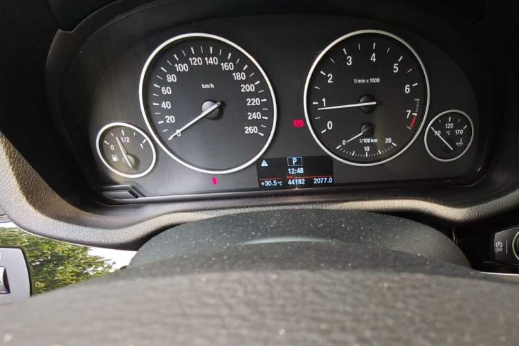 Used BMW X3  Odometer Close Up
