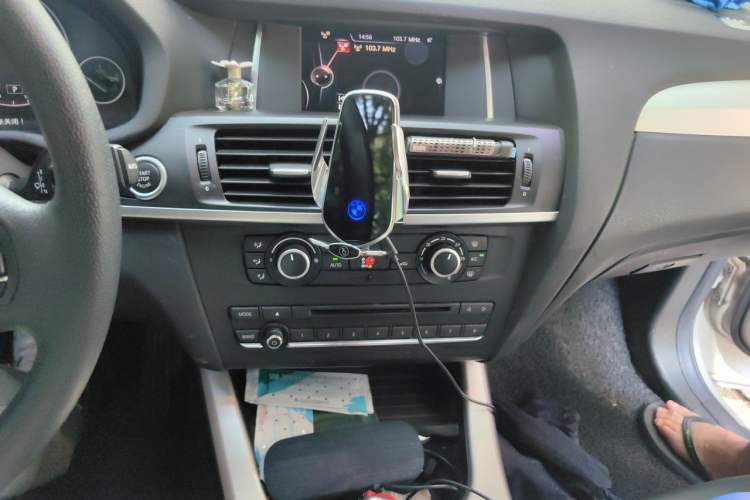 Used BMW X3 2016 sDrive20i Audio And AC Panel