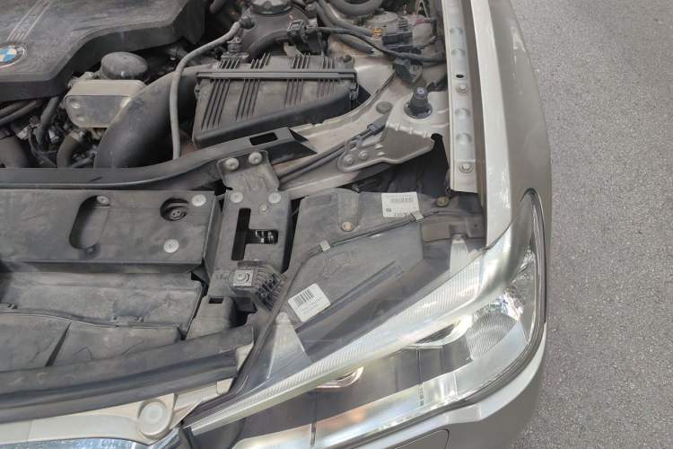 Used BMW X3 2016 sDrive20i Engine Bay Left