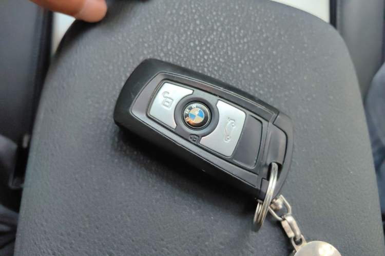 Used BMW X3 2016 sDrive20i Vehicle Key