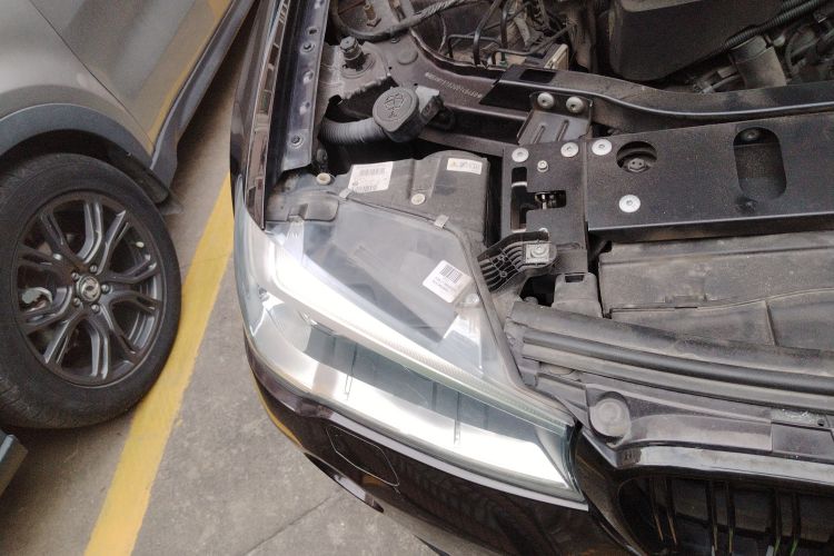 Used BMW X3 2016 sDrive20i Engine Bay Right