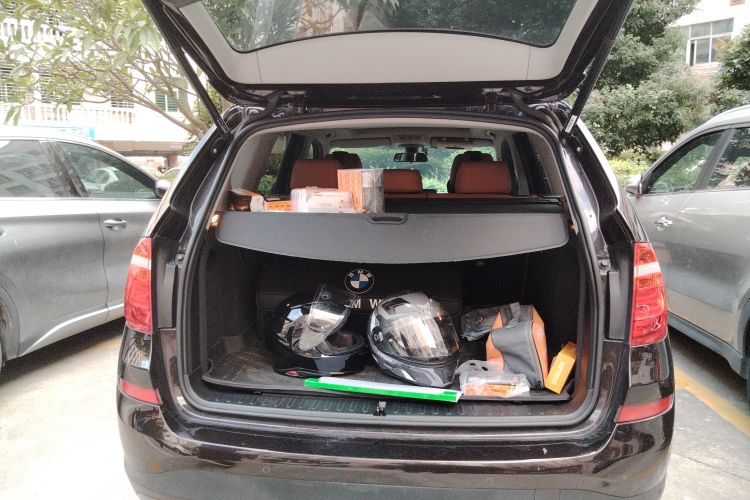 Used BMW X3 2016 sDrive20i Trunk