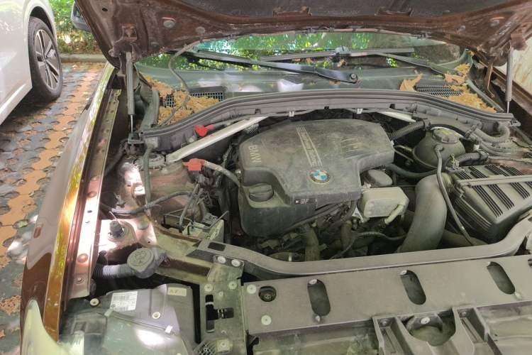 Used BMW X3 2016 sDrive20i Engine Bay Right