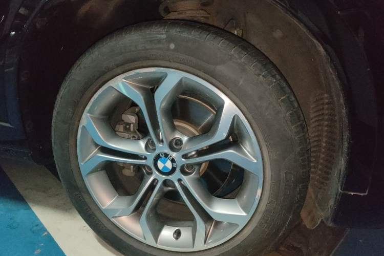 Used BMW X3 2016 xDrive20i M Sport Edition Right Front Wheel Hub