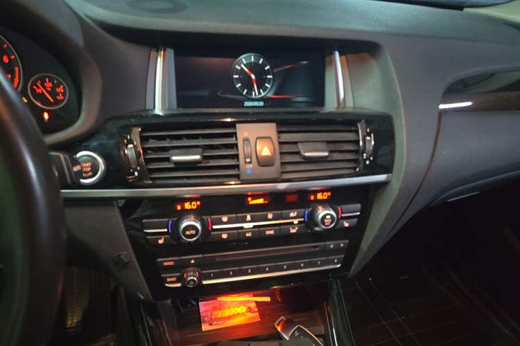 Used BMW X3 2016 xDrive20i M Sport Edition Audio And AC Panel