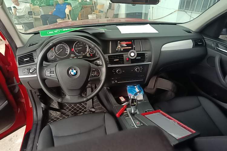 Used BMW X3 2016 sDrive20i Center Console